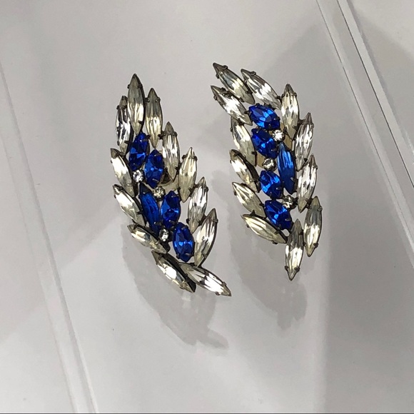 VTG BLUE CLEAR RHINESTONE “WINGED” EARRINGS - Picture 8 of 14